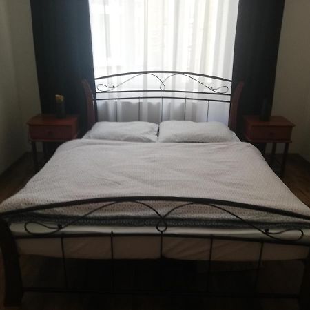 Apartman Oasis Zilina Bagian luar foto
