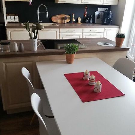 Apartman Oasis Zilina Bagian luar foto