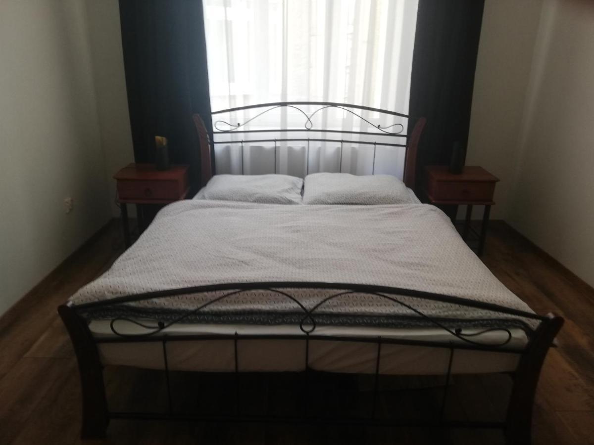 Apartman Oasis Zilina Bagian luar foto