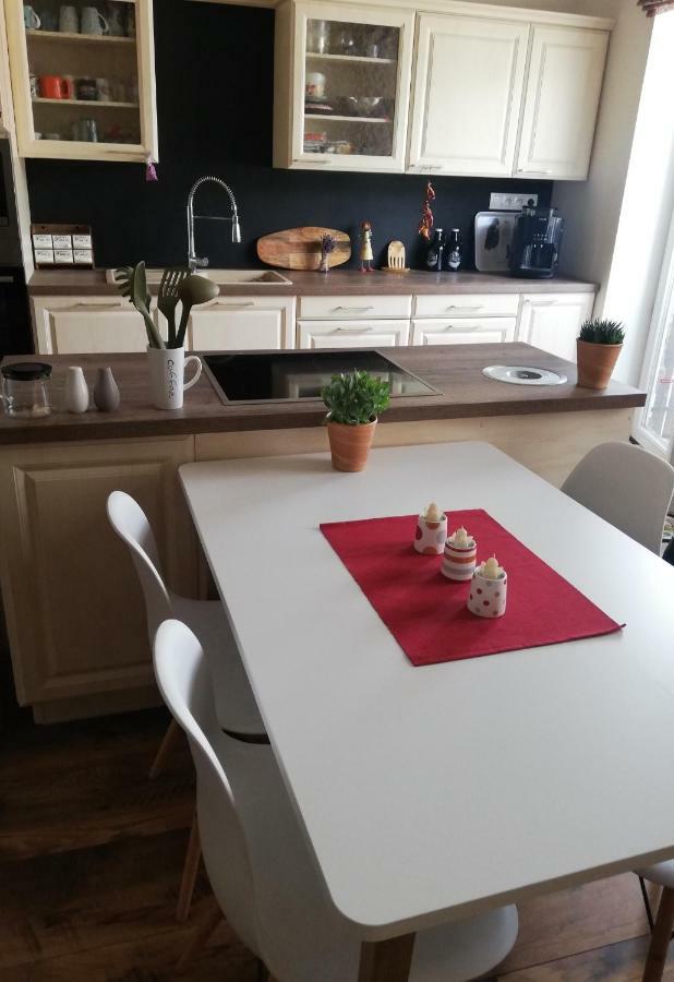 Apartman Oasis Zilina Bagian luar foto
